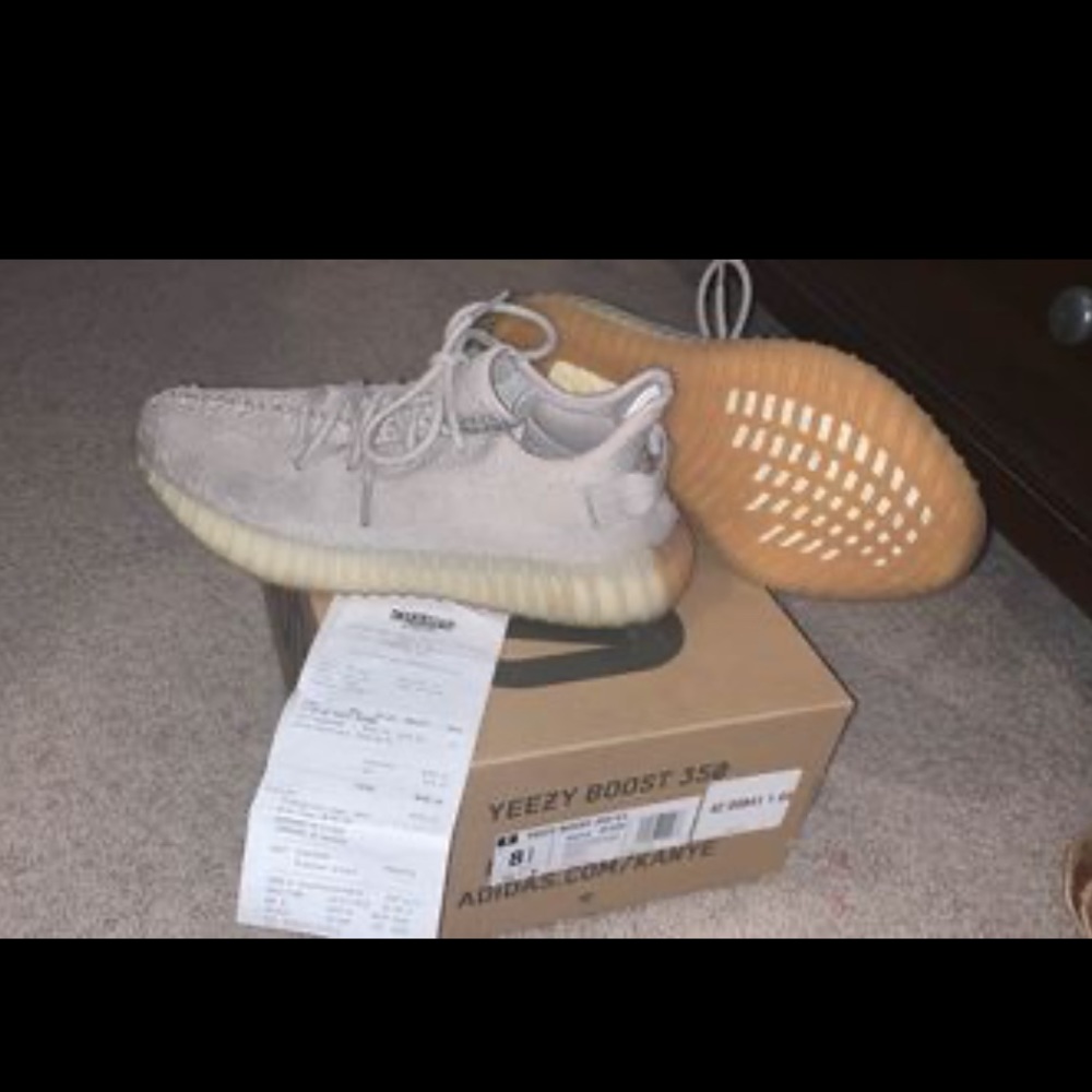 Yeezy Boost 350 v2 sesame
